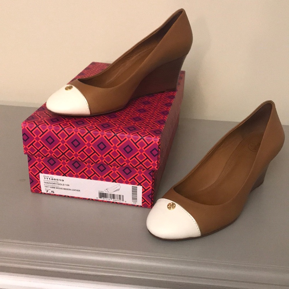 New in box Tory Burch Tiffy Heels-size 7.5